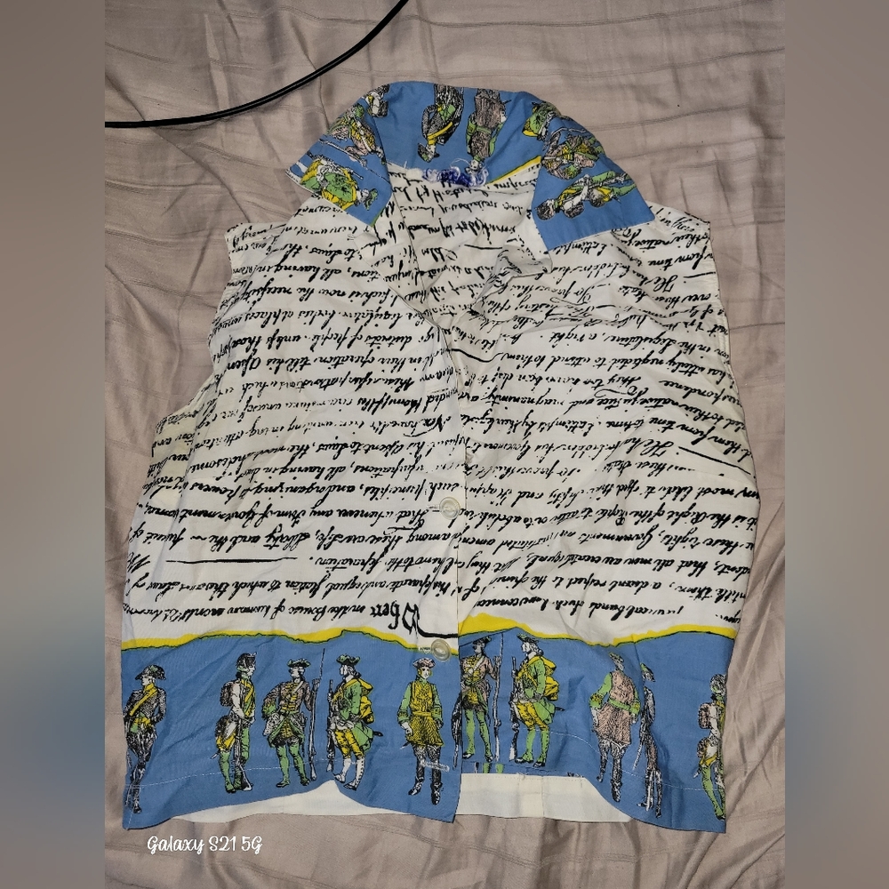 Vintage 1950s Declaration of independence shirt.